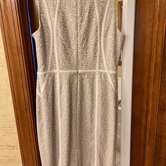 Calvin Klein women’s size 12 dress - Picture 2 of 3